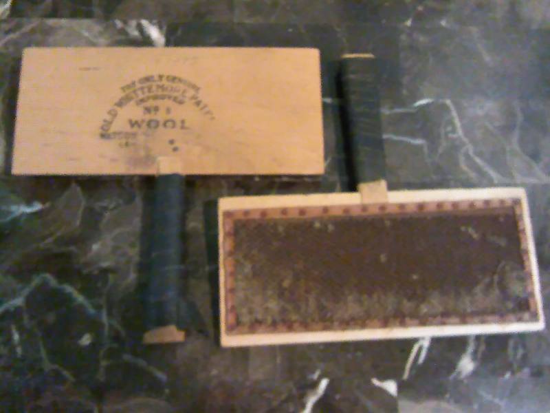 lot 33 image: 1947 Vintage Wool Carders, Old Whittemore, No. 8 Wool