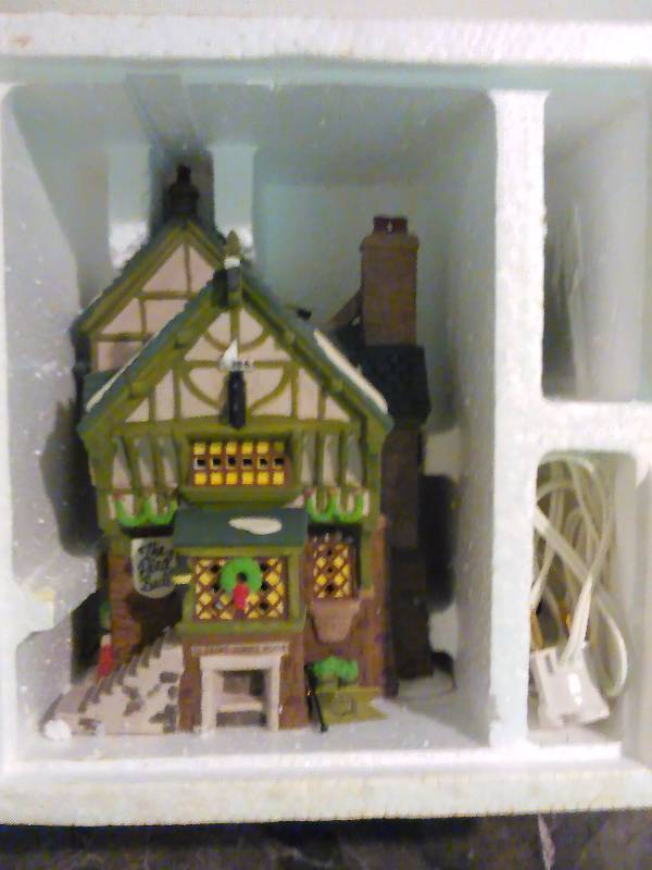 lot 35 image: The Pied Bull Inn, 1993, Dept. 56, Heritage Village Collection, Dickens Village Series