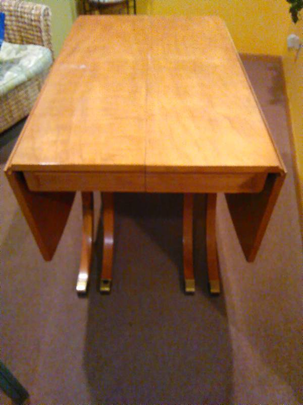 lot 106 image: Vintage Drop Leaf Table, 2 additional leaves which fully extend table to 85 long.