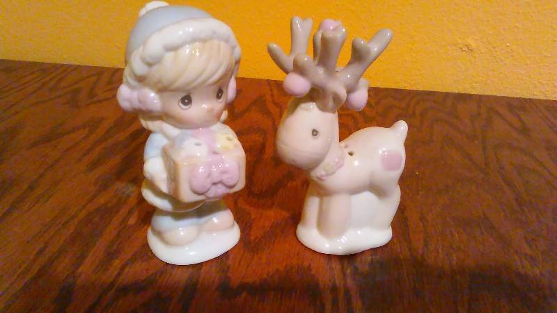 lot 127 image: Little Girl and Reindeer, Precious Moments