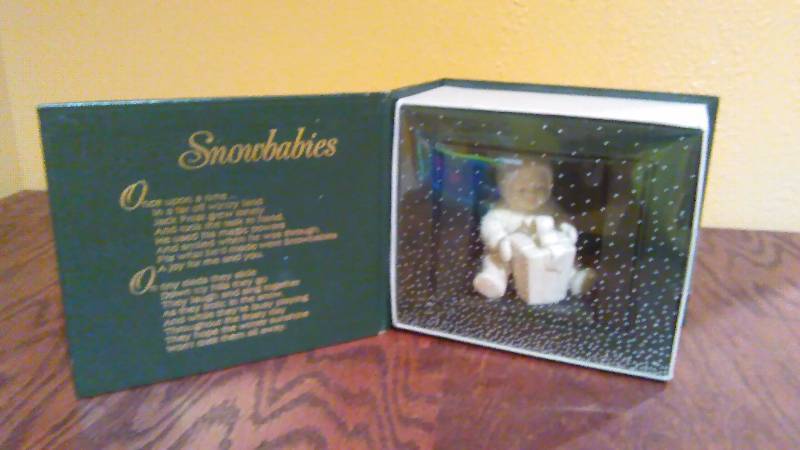 lot 129 image: Department 56,  Snow Baby, new in the box