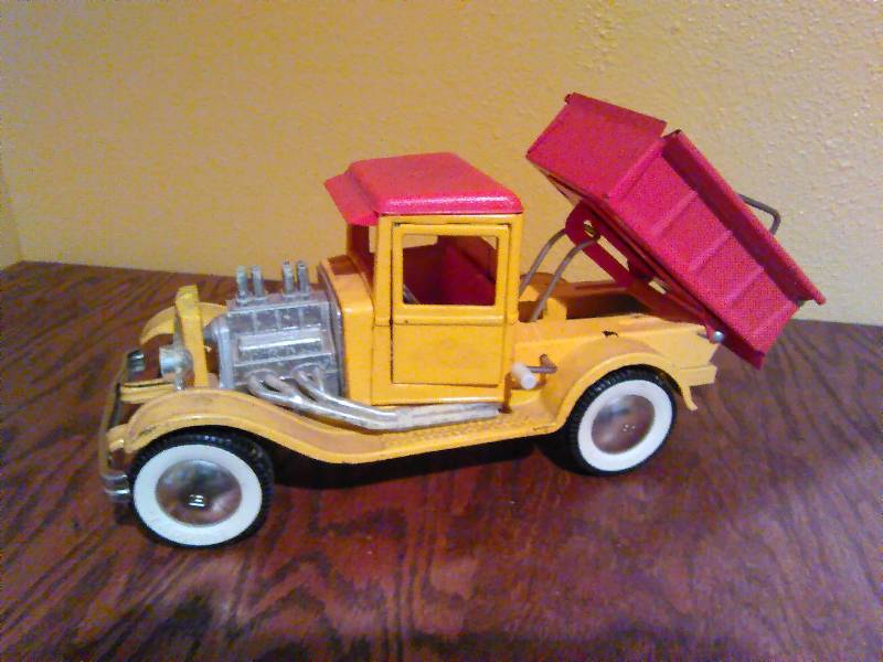 lot 205 image: Buddy L 1960s Model A Pickup Surf N Dump Truck Steering Hot Rod VERY GOOD