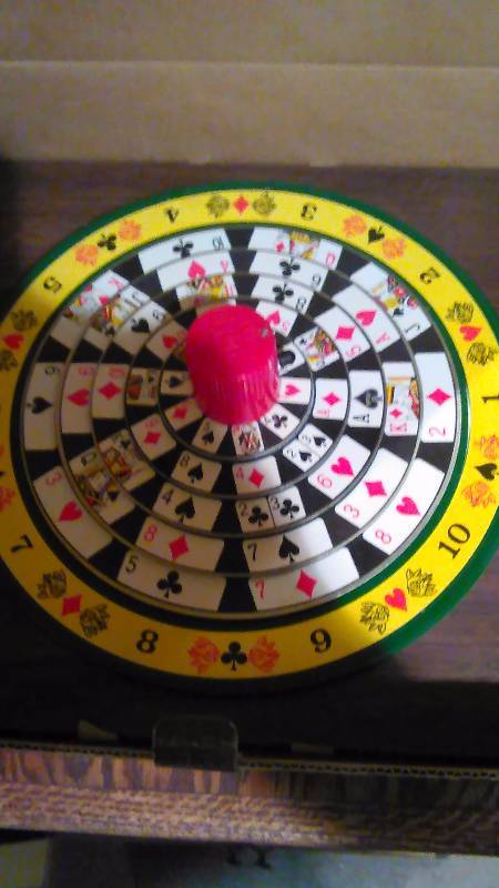lot 232 image: Vintage Hoyle Spin Poker Game, New in Box