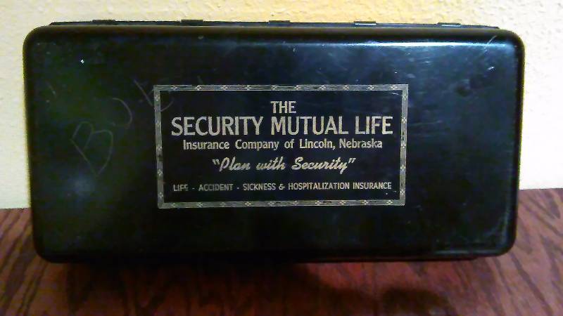 lot 233 image: Advertising Great vintage metal box,  The Security mutual Life Insurance Co