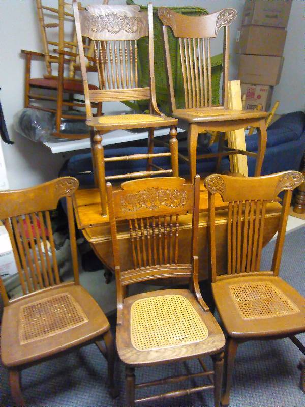 lot 238 image: Vintage Cane Dining Chairs (5)