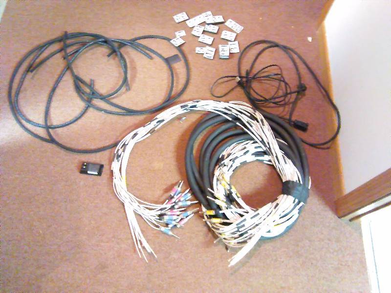 lot 243 image: Speaker and Power Cables