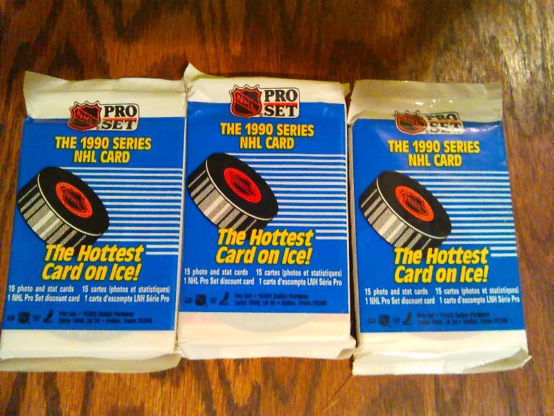 lot 273 image: NHL Pro Set, 1990 Series (3 packs) New in Foil,45 cards total