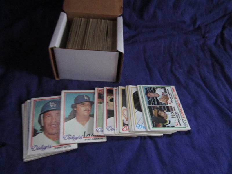 Box of 1978 Topps baseball cards...