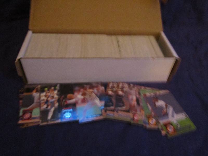 Box of 1994 Donruss Baseball cards...