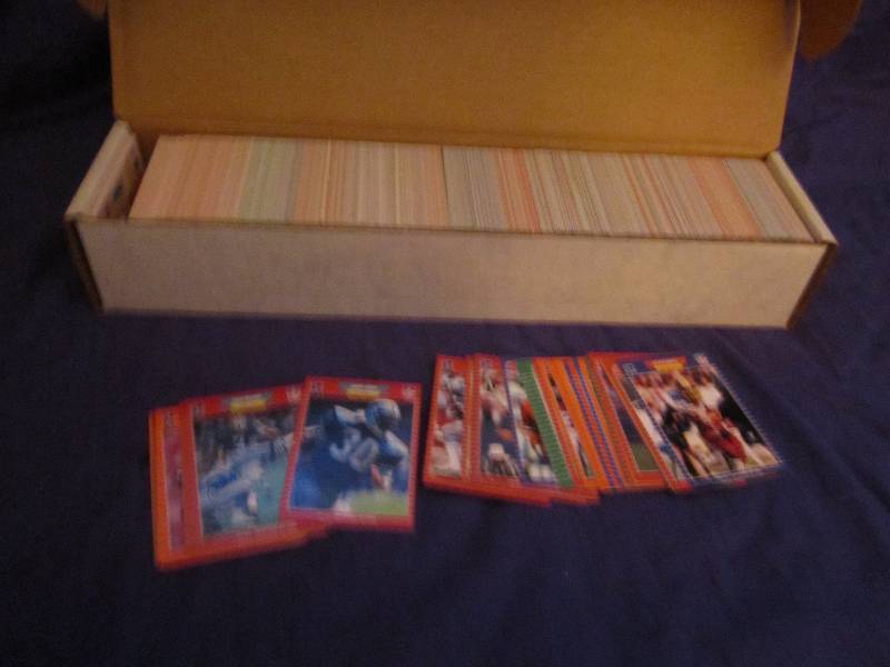 Box of 1989 proset Football cards...