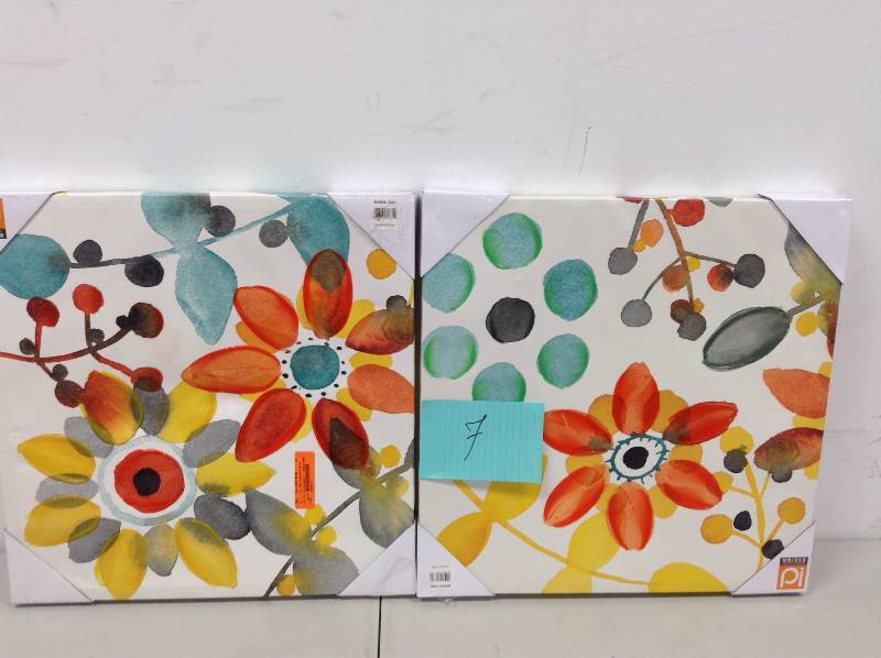 lot 7 image: Intelligent Design 2-piece Sweet Florals Canvas Wall Art Set