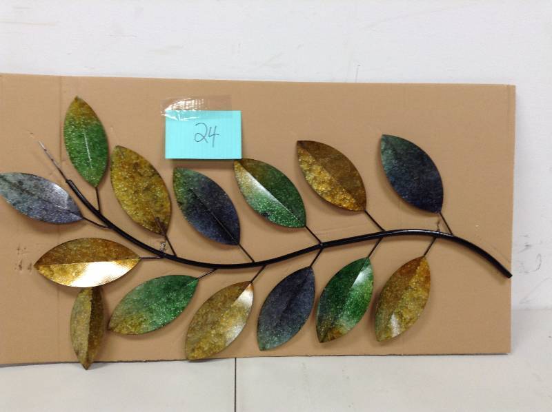 lot 24 image: Stratton Home Decor Metallic Branch Wall Dcor