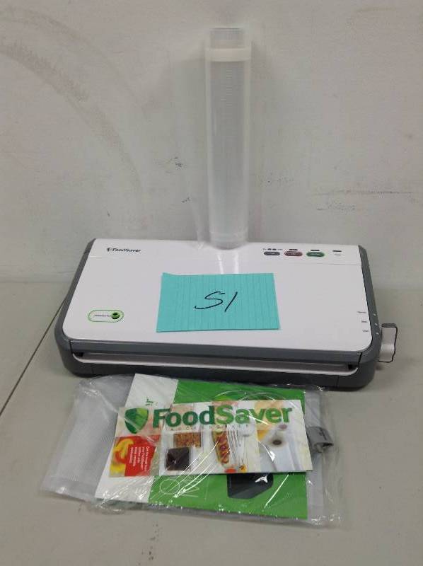 lot 51 image: Foodsaver FM2110