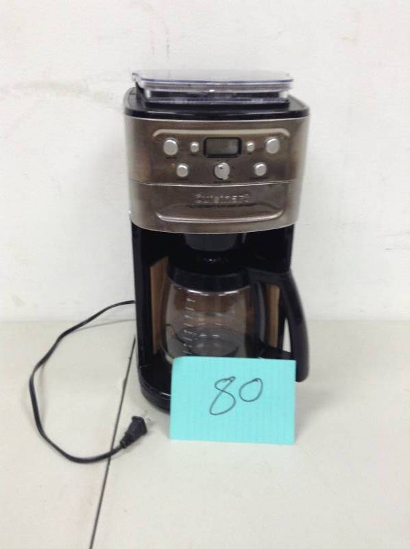 lot 80 image: Cuisinart Coffe Maker- used - works