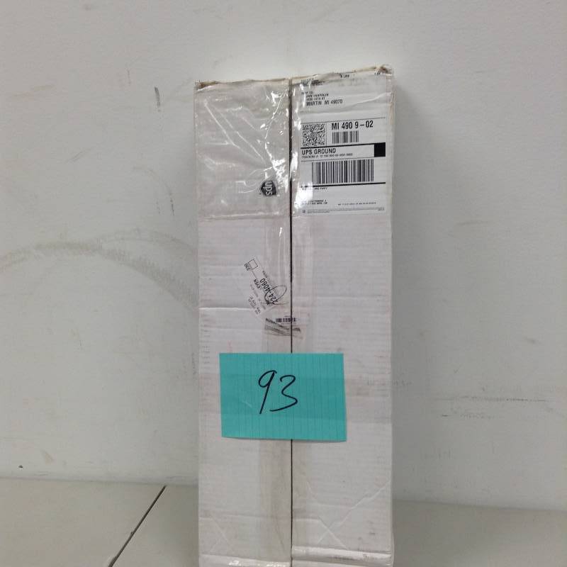 lot 93 image: Bookshelf Pot Rack