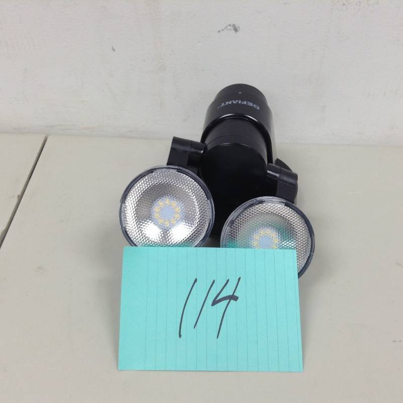 lot 114 image: Defiant Motion Security Light