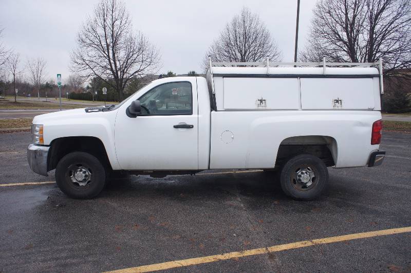 2008 CHEVY SILVERADO - 2500 - 6 LITER VORTEC - TOPPER - TOOL STORAGE -  (# 1399)