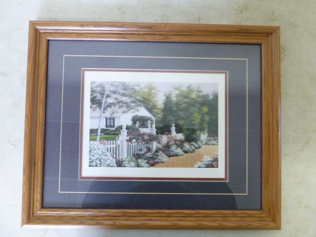 lot 579 image: Framed Scenic Picture
