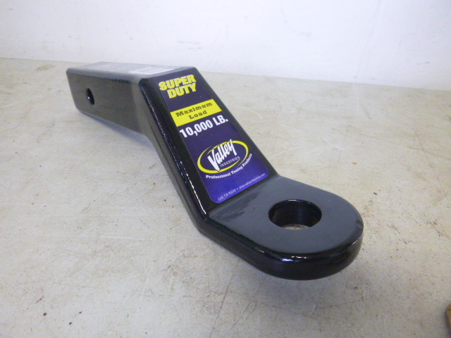 lot 18 image: Valley Super Duty 2 Receiver Hitch
