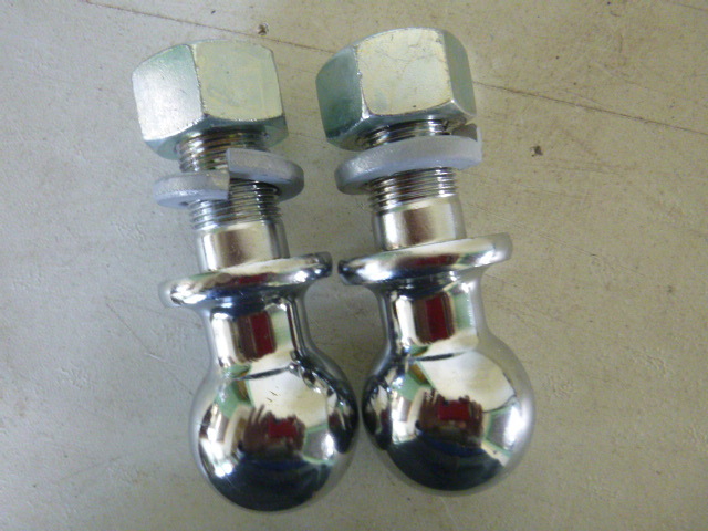 lot 25 image: Two 1 78 Balls