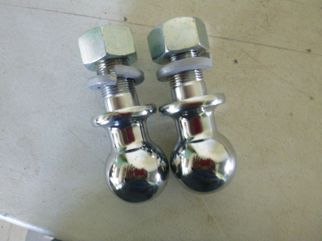 lot 26 image: Two 1 78 Balls