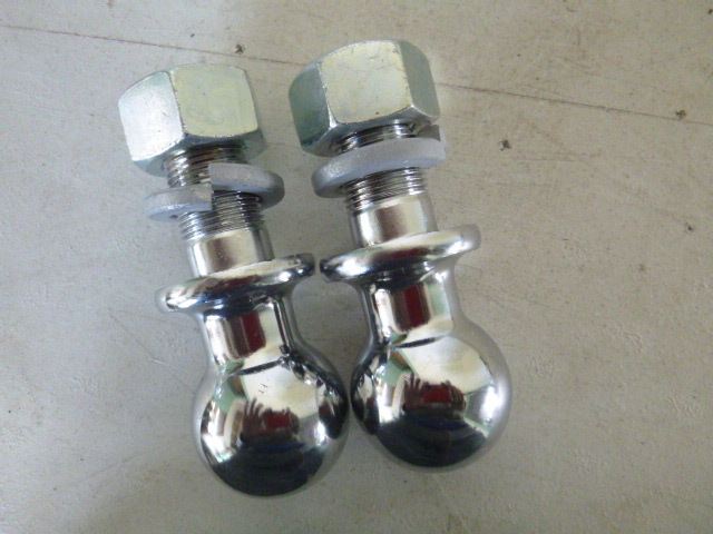 lot 27 image: Two 1 78 Balls