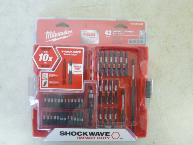 lot 170 image: Milwaukee 40 Piece Impact Driver Bit Set