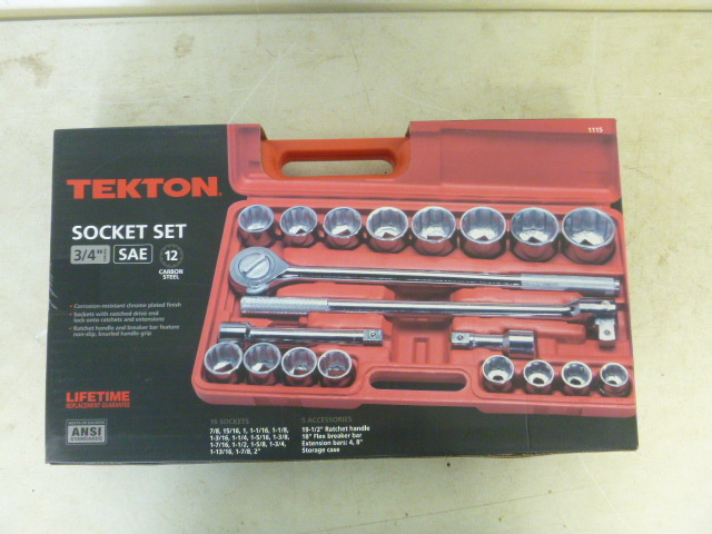 lot 180 image: Tekton 21 Piece Socket Set