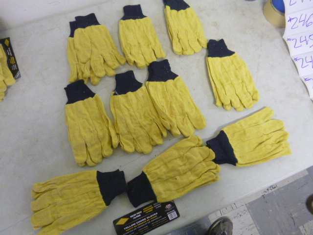 lot 243 image: 10 Pair of Diamondback Yellow Chore Gloves