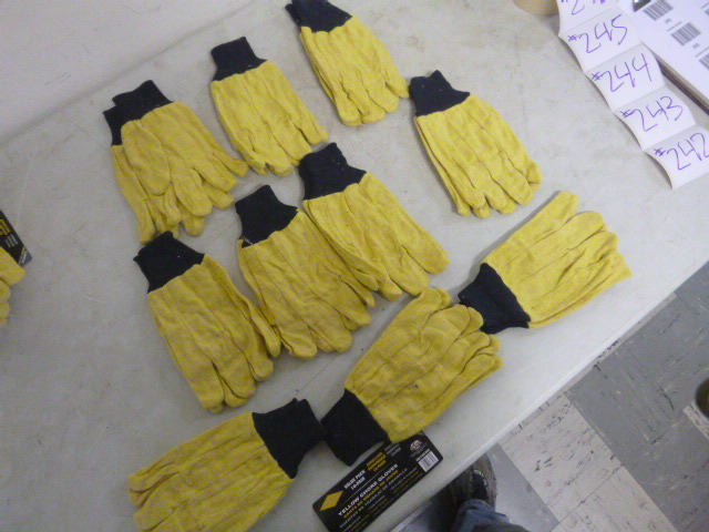 lot 244 image: 10 Pair of Diamondback Yellow Chore Gloves