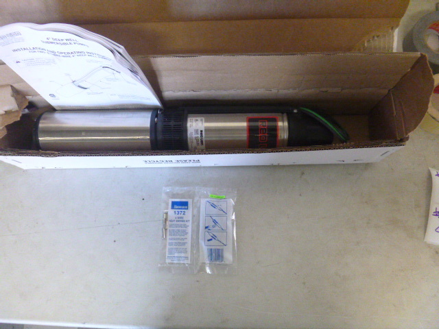 lot 268 image: Red Lion Deep Well Submersible Pump