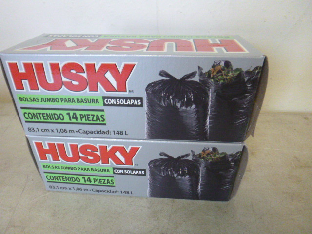 lot 282 image: 2 Boxes of Husky Flap Tie Yard Bags