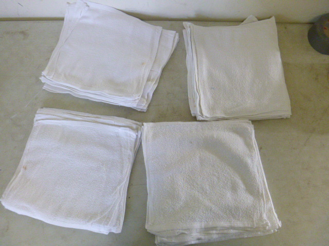 lot 350 image: Lot of White Rags