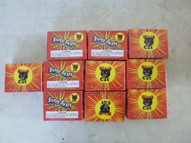 lot 355 image: 10 Boxes of Black Cat Snaps