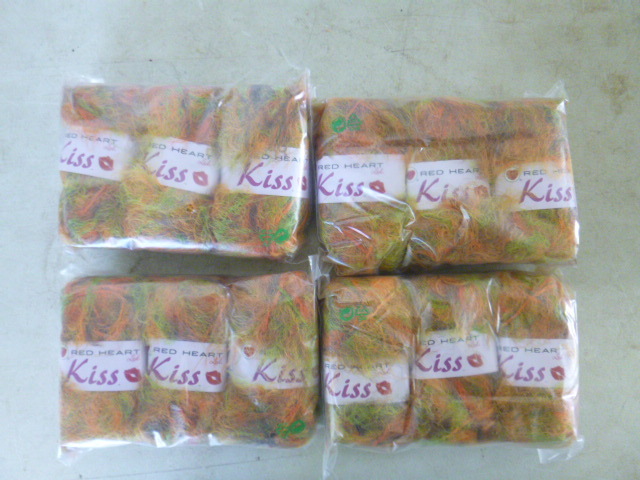 lot 360 image: 4 Packs of Red Heart Kiss Yarn