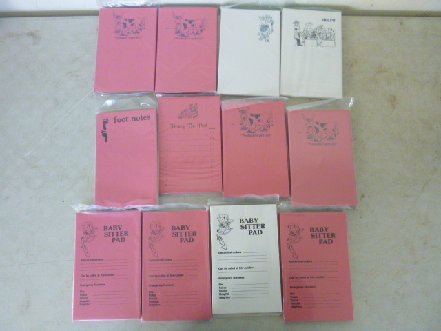 lot 389 image: 12 Packs of Miscellaneous Note Pads