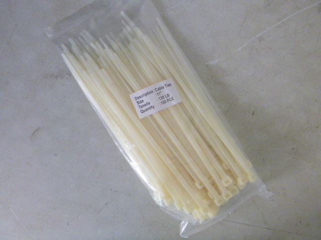 lot 395 image: 100 Cable Ties