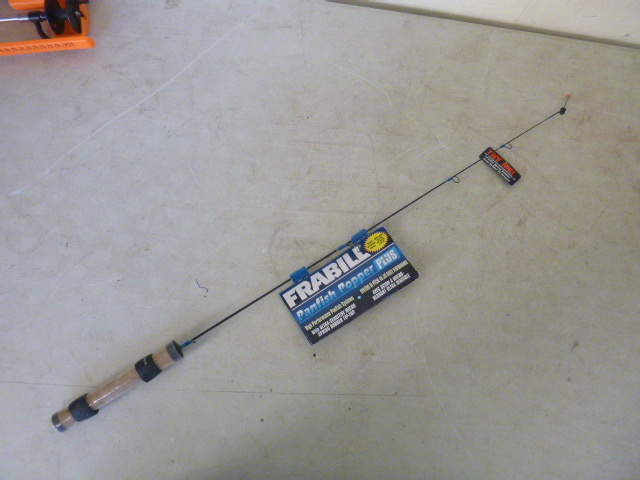 lot 402 image: Frabill Panfish Popper Plus