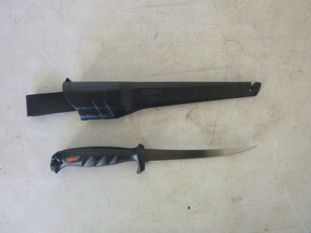 lot 420 image: Rapala 6 Fillet Knife
