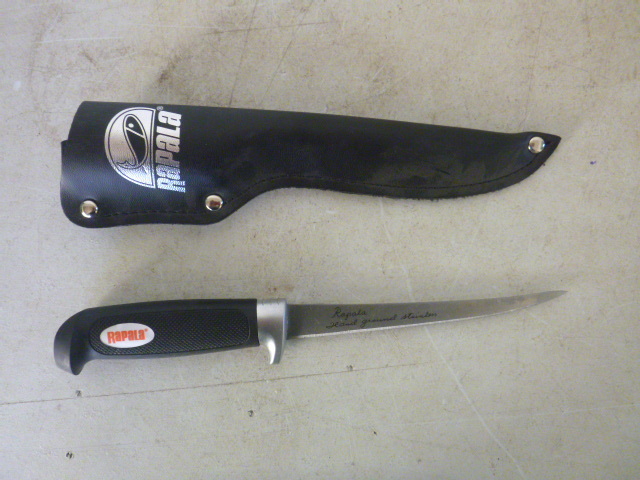 lot 421 image: Rapala 6 Fillet Knife
