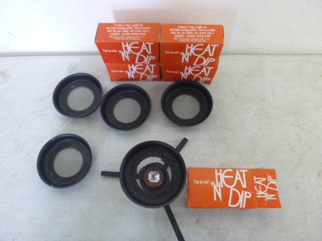 lot 477 image: 5 Heat-N-Dip Food Warmers