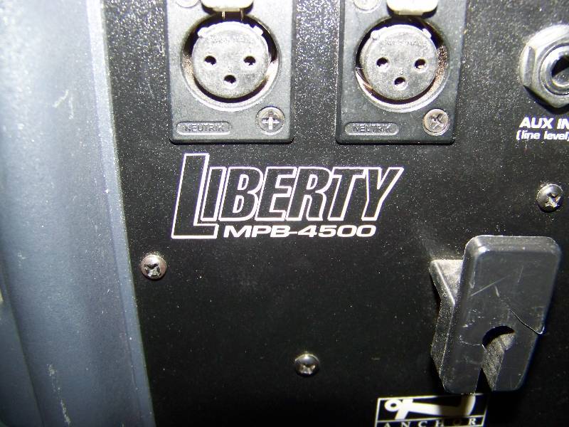 liberty 4500 powered pa speaker