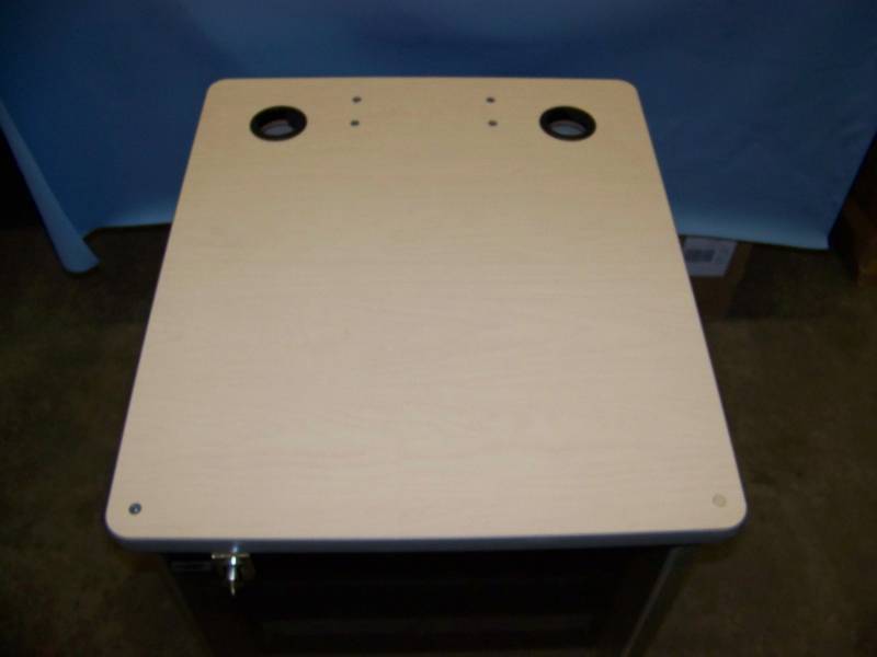 lot 83 image: Small  Compact, Light Oak Finish, Computer  Audio  Video Equipment Rack on Wheels with Lockable Front Door and Back Panel