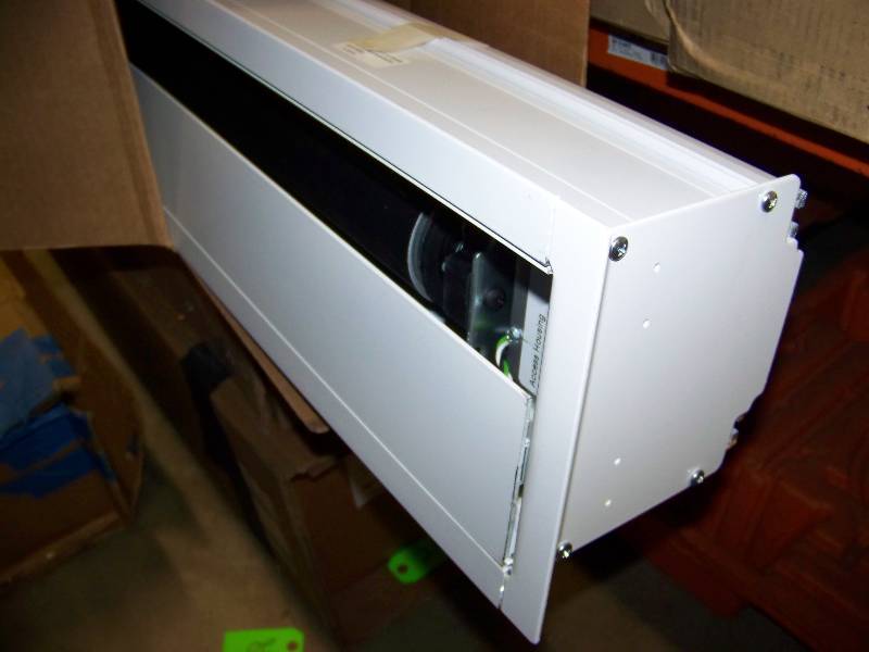 lot 20 image: Draper, 133 Diagonal, Series E, Powered (Electrol), Projection  Movie Screen with Control Switch