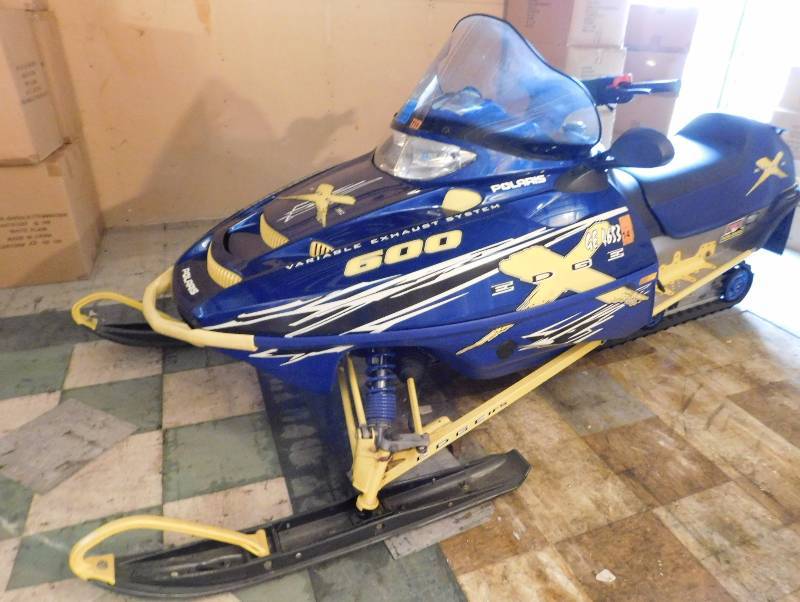 2002 Polaris 600X Edge Snowmobile
