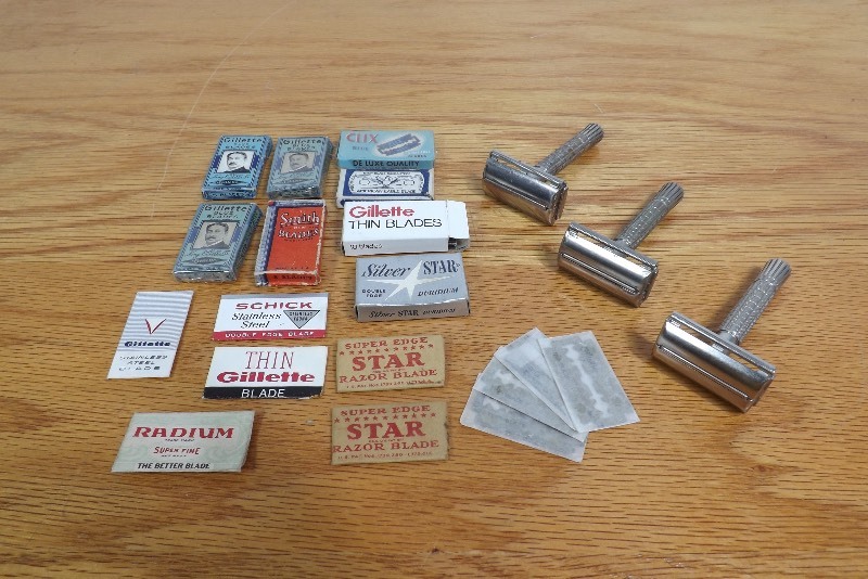 lot 28 image: 3 Vintage Gillette TTO Razors, Antique etc. Blades