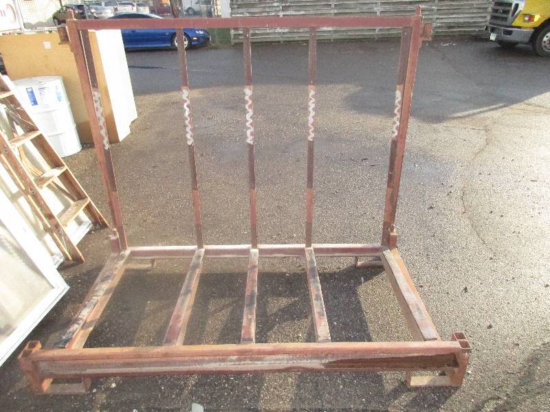 heavy duty rack w fork lift pockets