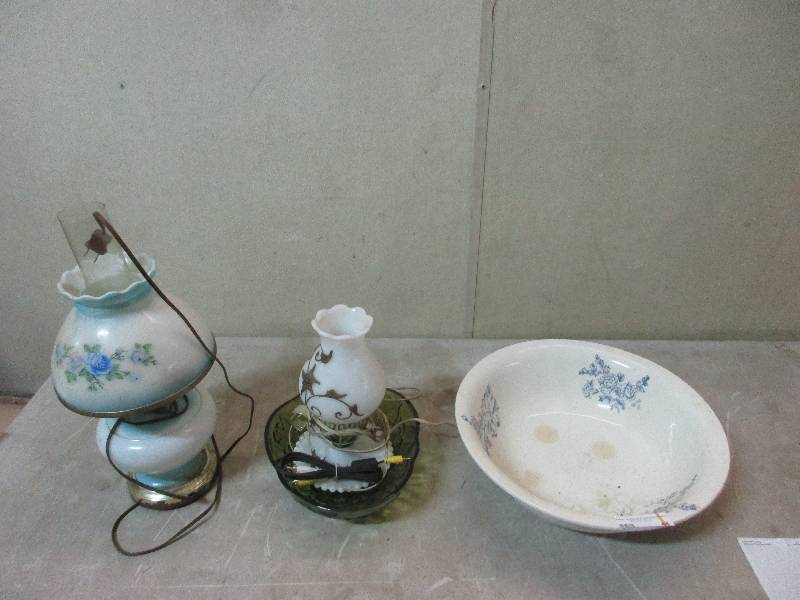2 lamps 2 bowls