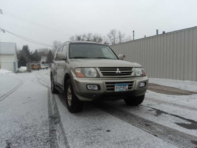 2002 Mitsubishi Montero Limited