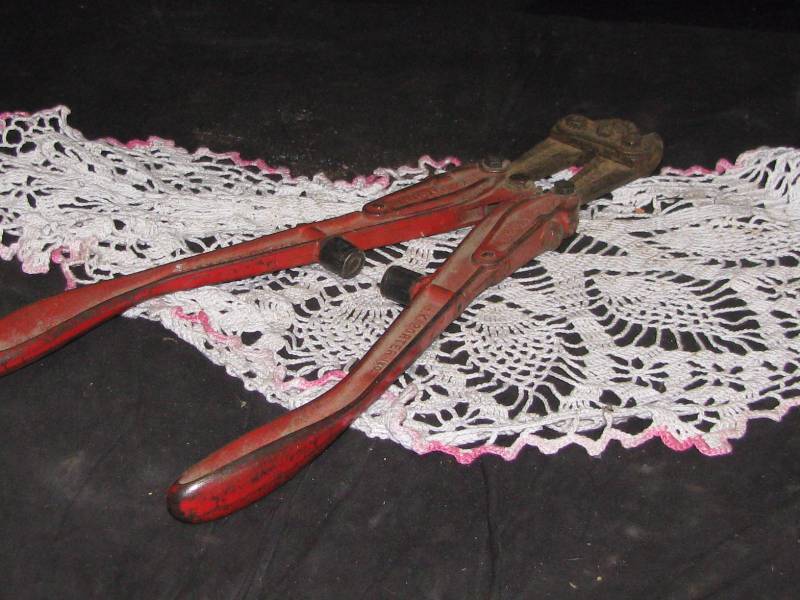 Bolt Cutter